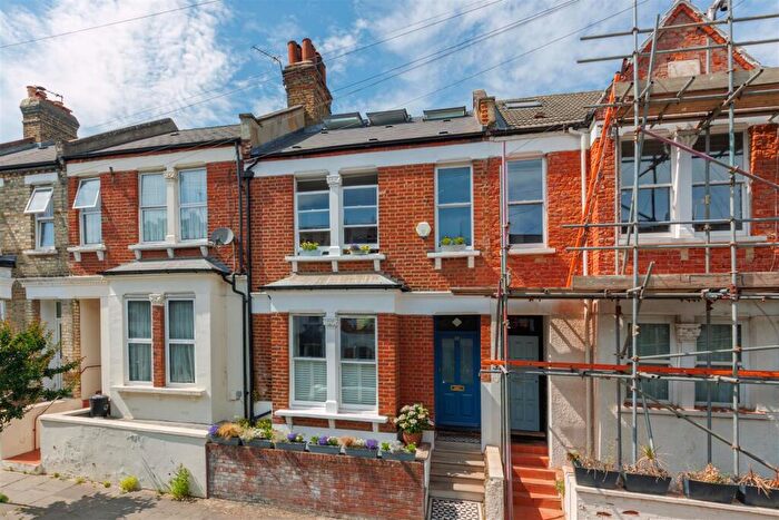 5 Bedroom House For Sale In Despard Road, London, N19