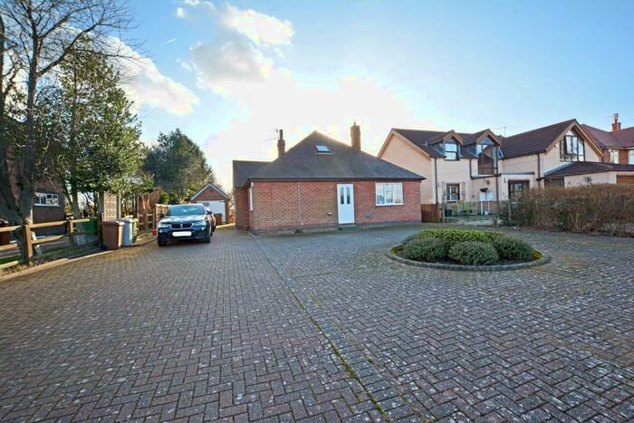 3 Bedroom Detached House For Sale In Caythorpe Road, Caythorpe, Nottingham, NG14