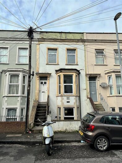 1 Bedroom Flat To Rent In Gwyn Street, Bristol, BS2