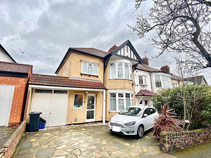 3 Bedroom Property To Rent In Colebrooke Drive, London, E11