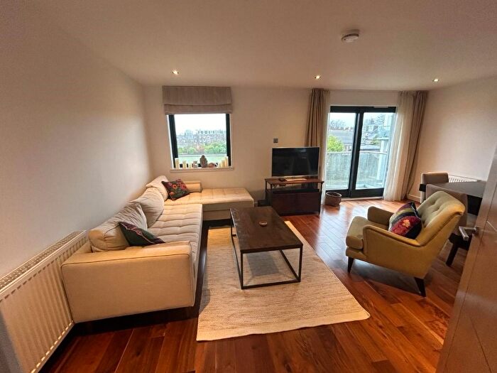 2 Bedroom Flat To Rent In Great Western Road, West End, Aberdeen, AB10