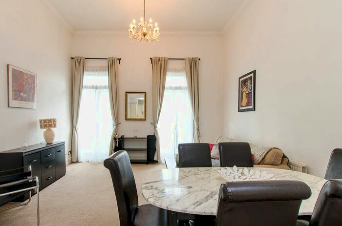 1 Bedroom Flat To Rent In Duncannon House, Lindsay Square, Pimlico, London, SW1V