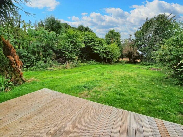 2 Bedroom Detached House To Rent In Church Road, Easton-in-Gordano, BS20