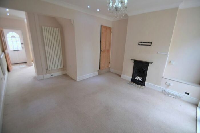 3 Bedroom Terraced House To Rent In Eskdaill Street, Kettering NN16