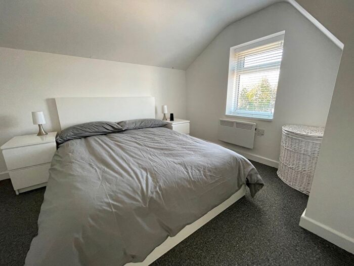1 Bedroom Flat To Rent In Murston Road, Sittingbourne, ME10