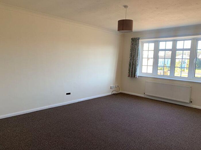 2 Bedroom Detached Bungalow To Rent In Roman Way, Horncastle, LN9