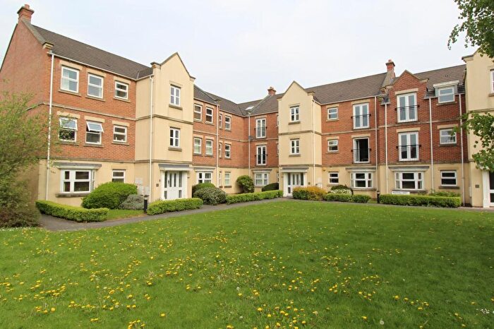 2 Bedroom Flat To Rent In Whitehall Drive, Leeds, West Yorkshire, LS12