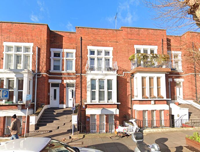 1 Bedroom Flat To Rent In Victoria Road, Kilburn, NW6
