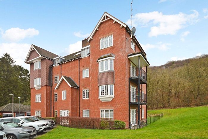 Property To Rent In Scarlett Avenue, Wendover, HP22
