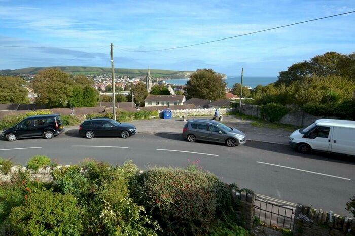 4 Bedroom Detached House To Rent In Swanage, BH19