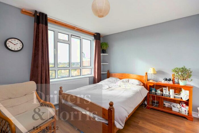 2 Bedroom Apartment To Rent In Sussex Close, Sussex Way, Holloway, London, N19