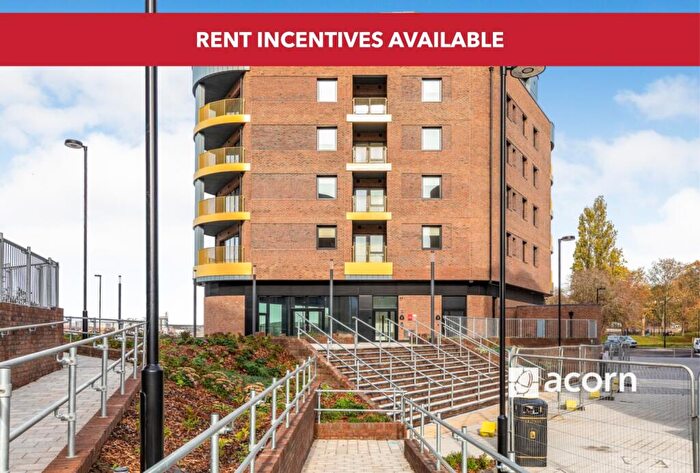 2 Bedroom Flat To Rent In Medway Street Chatham, ME4