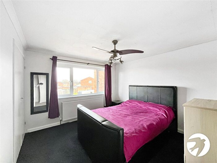 2 Bedroom Terraced House For Sale In Abinger Drive, Chatham, Kent, ME5