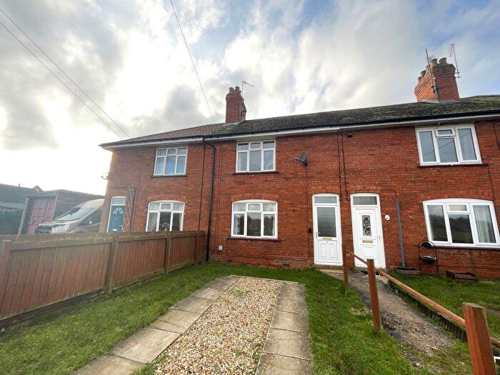 3 Bedroom Terraced House To Rent In Bytham Road, Creeton, Nr Grantham, NG33