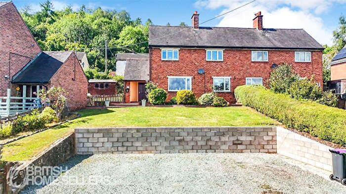 3 Bedroom Semi-Detached House For Sale In Bronwylfa, Llanymynech, Shropshire, SY22
