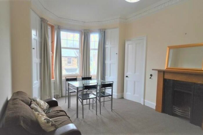 2 Bedroom Flat To Rent In Craigcrook Place, Edinburgh, EH4