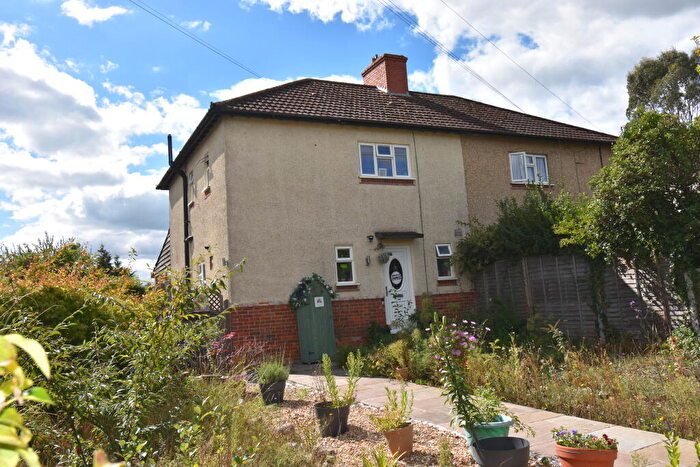 3 Bedroom Semi-Detached House For Sale In Coach Hill, Fareham, Hampshire, PO14