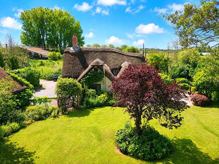 4 Bedroom Detached House For Sale In Fryern Court Road, Burgate, Fordingbridge, Hampshire, SP6