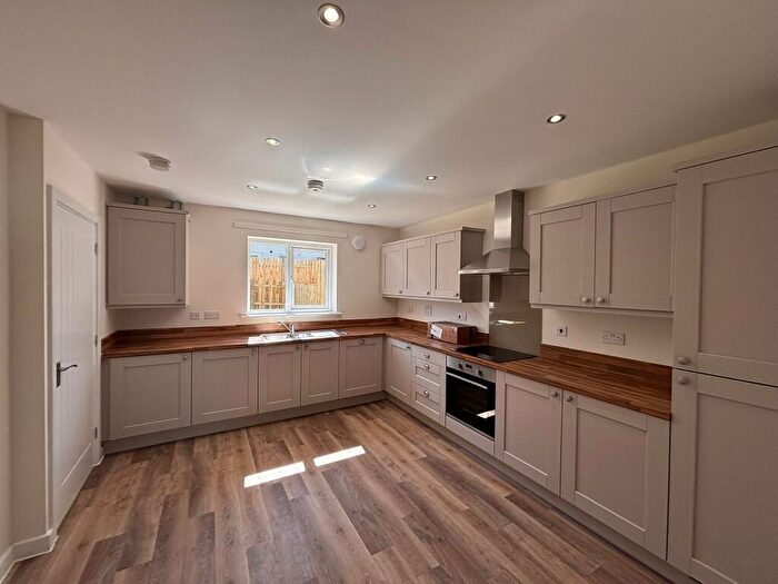 3 Bedroom End Of Terrace House To Rent In Meadowsweet Walk, St. Austell, Cornwall, PL25