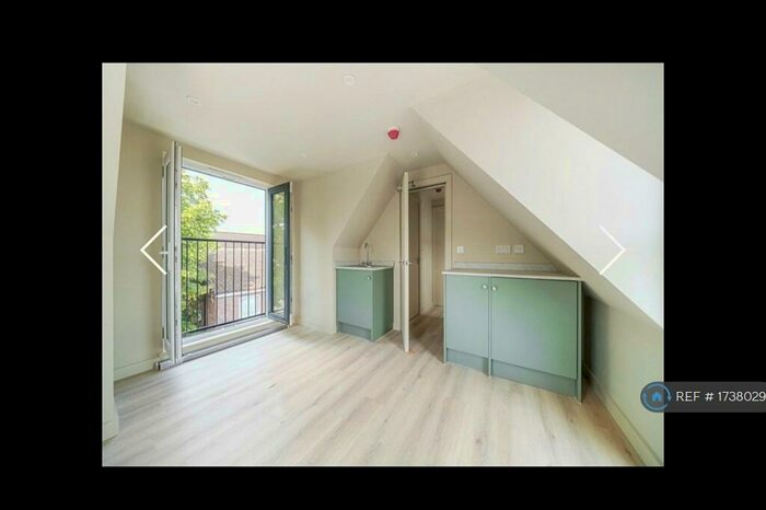 1 Bedroom Flat To Rent In Dermody Road, London, SE13