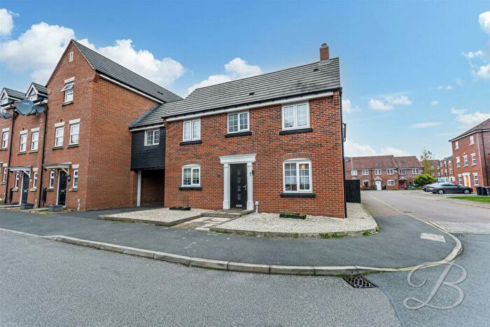 5 Bedroom Link Detached House To Rent In Sorrel Drive, Kirkby-In-Ashfield, Nottingham, NG17
