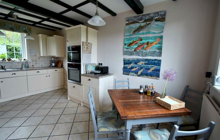 3 Bedroom Detached House For Sale In Bury Lane, Merstone, Iw, PO30