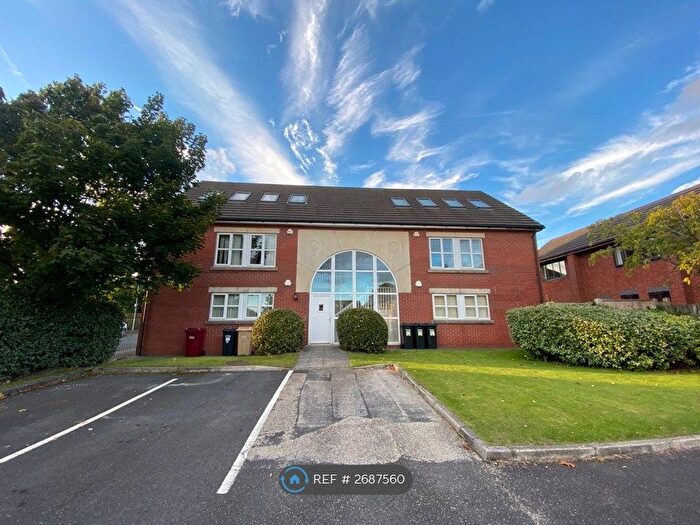 2 Bedroom Flat To Rent In Richmond Street, Bolton, BL6