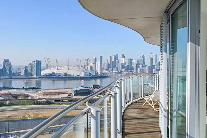 2 Bedroom Flat For Sale In Tidal Basin Road, Docklands, London, E16