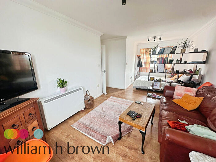 2 Bedroom Apartment To Rent In The Yard, Braintree, CM7