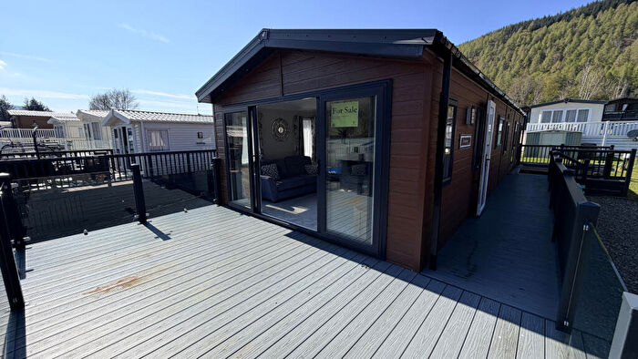 2 Bedroom Lodge For Sale In Willerby Dorchester Mains Of Taymouth, Kenmore, PH15