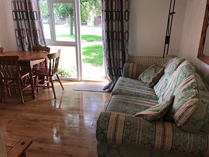 3 Bedroom Terraced House To Rent In Russet Grove, Norwich, NR4