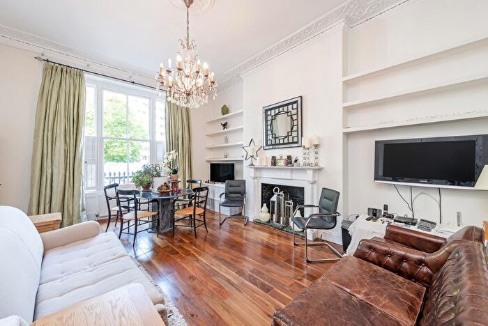 2 Bedroom Flat To Rent In Gloucester Terrace, London, W2