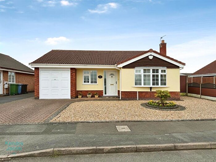 3 Bedroom Detached Bungalow For Sale In Rosedale, Worksop, S81