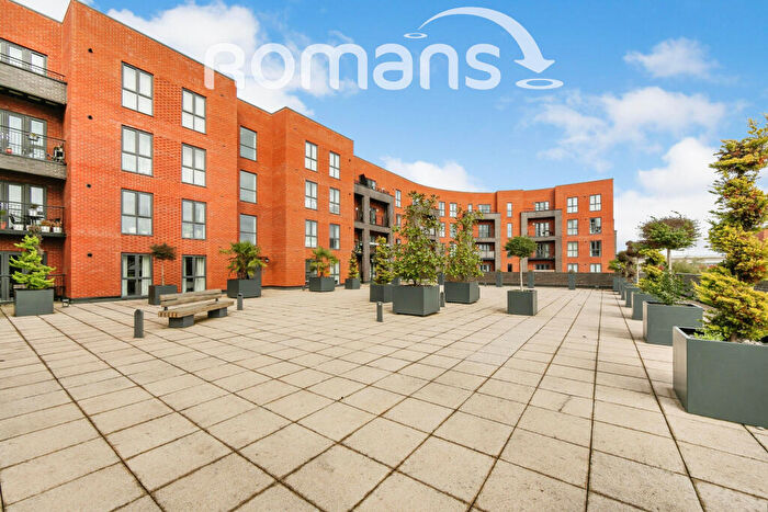 2 Bedroom Flat To Rent In Nightingale Way, Reading, RG30