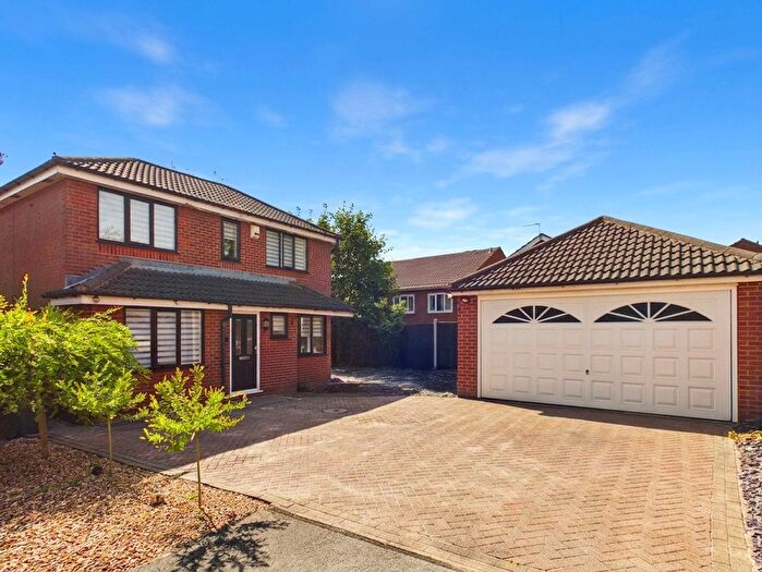 4 Bedroom Detached House For Sale In Kensington Gardens, Carlton, Nottingham, NG4