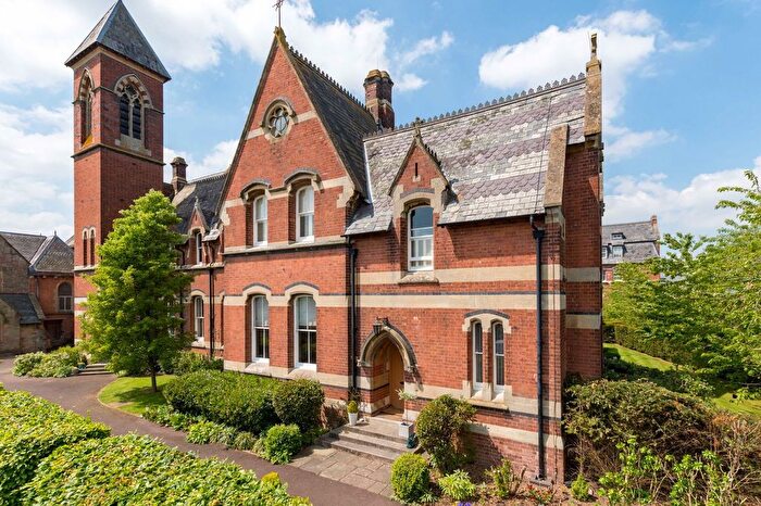 2 Bedroom Flat For Sale In Frome Court, Bartestree, Hereford, HR1