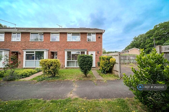 4 Bedroom End Of Terrace House To Rent In Bishops Wood, Woking, GU21