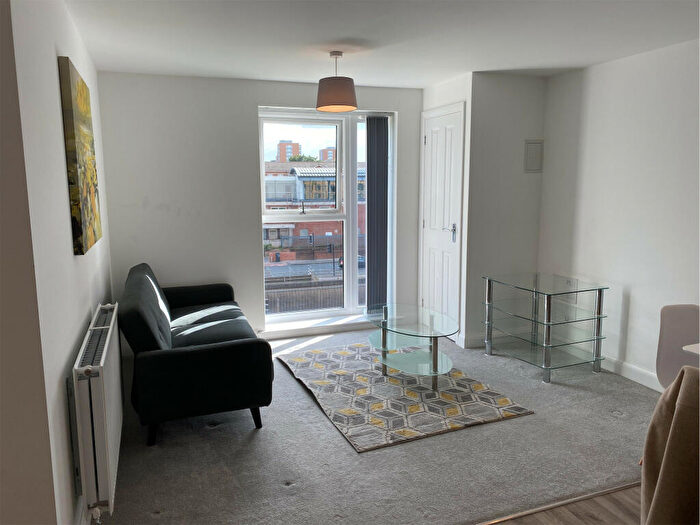 2 Bedroom Apartment To Rent In Darwin House, Belgrave Middleway, Birmingham, B5