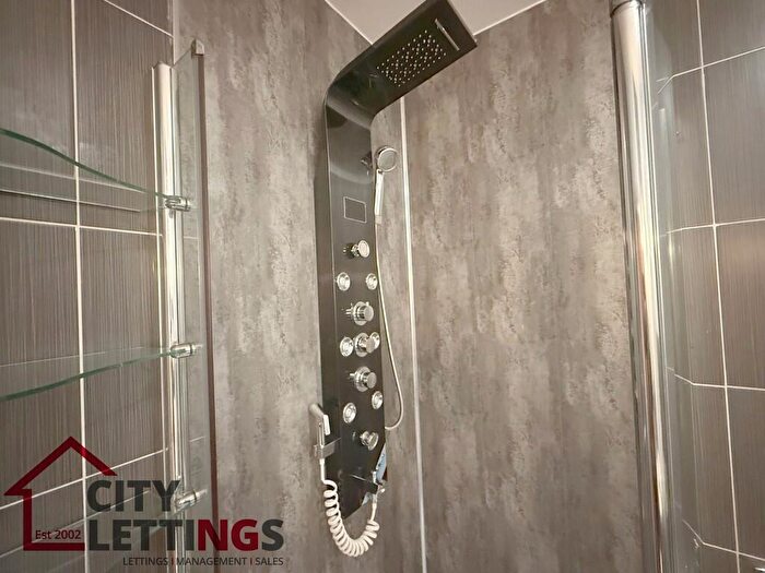 2 Bedroom Apartment To Rent In Loxley Court, St. James Street, NG1