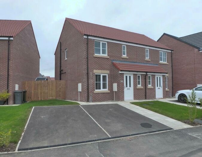 3 Bedroom Semi-Detached House To Rent In Ribblehead Road, Harrogate, HG3