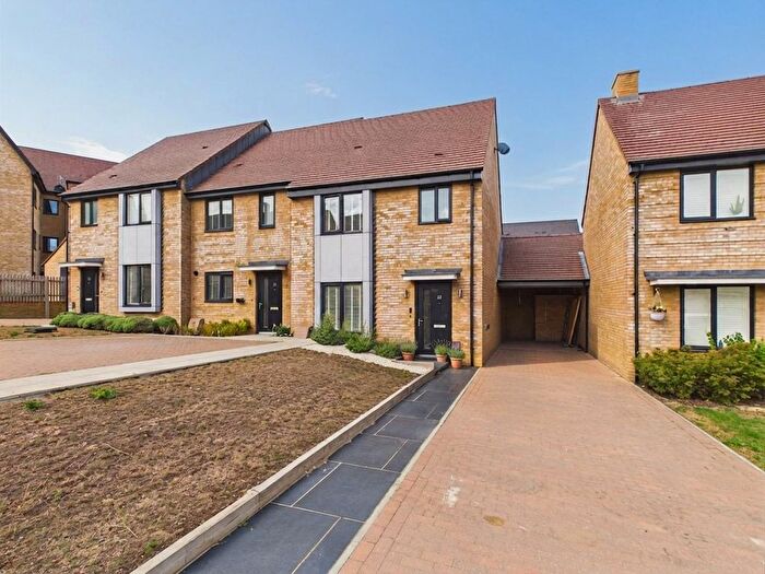 3 Bedroom End Terrace House For Sale In Heritage Road, Ashford, TN25