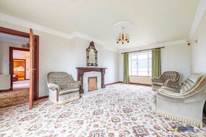 4 Bedroom House And Lands For Sale In Loughshore Road, Enniskillen, BT74