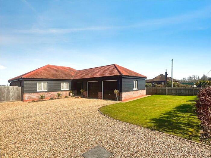 3 Bedroom Bungalow For Sale In Austendyke Road, Weston Hills, Spalding, PE12