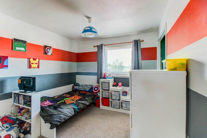 3 Bedroom Terraced House For Sale In Peveril Rise, Livingston, EH54