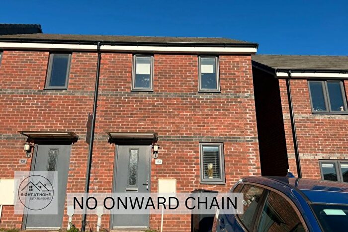 2 Bedroom End Of Terrace House For Sale In Hutchings Drive, Tithebarn, Exeter, EX1