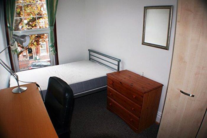 7 Bedroom Detached House To Rent In Bernard Street, Swansea, Swansea, SA2