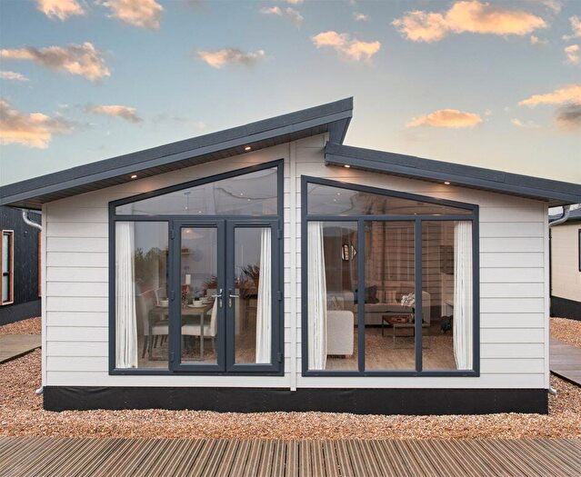 2 Bedroom Park Home For Sale In Prestige Homeseeker Casa Di Lusso, Alder Country Park, Bacton Road, North Walsham, Norfolk, NR28