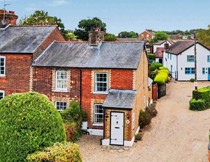 2 Bedroom End Of Terrace House For Sale In London Road, Woolmer Green, Hertfordshire, SG3