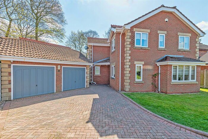 4 Bedroom Detached House For Sale In Briars Close, Rainhill., L35