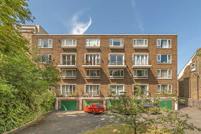 2 Bedroom Flat To Rent In Thurlow Park Road, West Dulwich, SE21